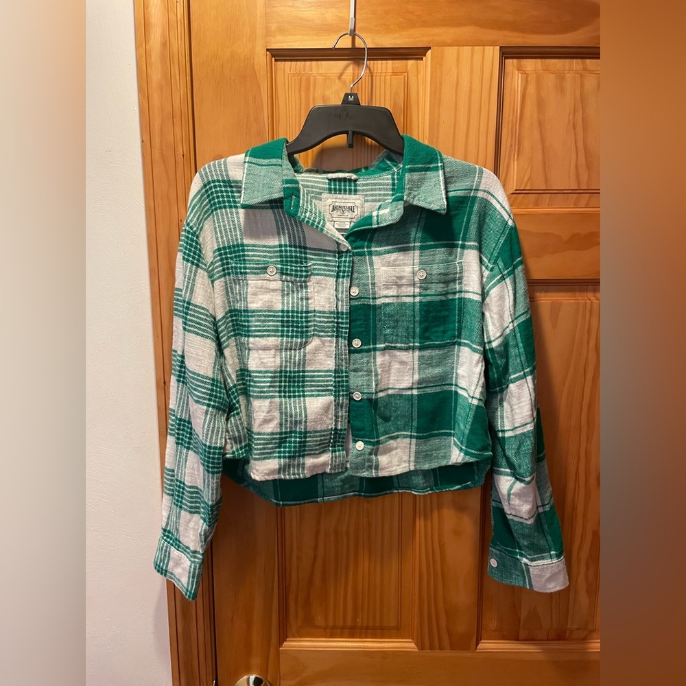 Women’s American Eagle crop top flannel